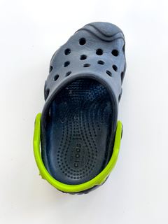 Crocs Niño Negro Y Verde Talle 7 - FASHION MARKET BA