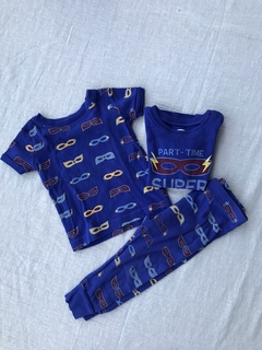 Conjunto pijama Super Hero niño azul Old Navy Talle 18-24meses (Estampas mascara)