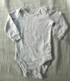 Body Carters mangas larga gris talle 6 meses