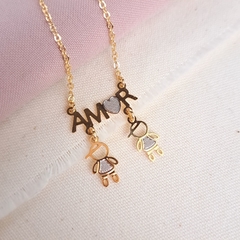 Colar filhos dois meninos amor dourado Cód: P975 - comprar online