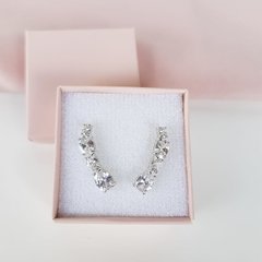 Brinco ear cuff corações em zirconia ródio branco Cód: P684 - comprar online