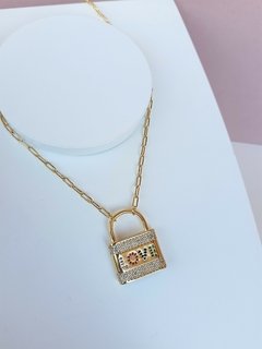 Colar cadeado love dourado Cód: R576A na internet