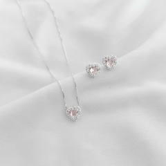 Conjunto coração cravejado rosa claro - Prata 925 - comprar online