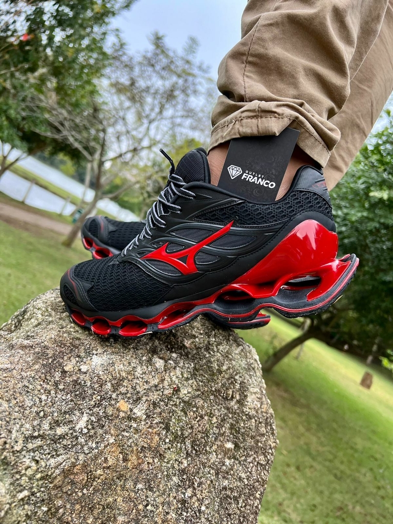 Mizuno wave preto e vermelho hotsell