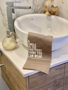 GUEST TOWEL PIQUET SMILE - comprar online