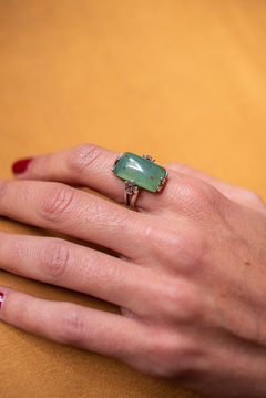 Anillo de plata con jade