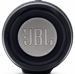 JBL Charge 4 na internet