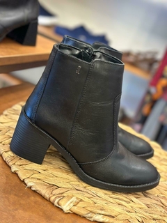 Bota couro confort Santa Lolla - comprar online