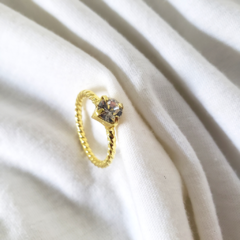 Anillo Dior bañado en oro 24k - Cápsula Helena en internet