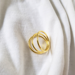 *New* Anillo Infinity bañado en oro 24k - Cápsula Helena en internet