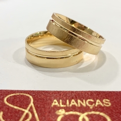 Aliança de noivado/ Aliança de casamento MODELO: ESC