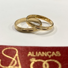 Aliança de noivado/ Aliança de casamento MODELO: SUISS