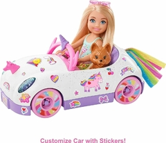 Muñeca Barbie Chelsea y coche de unicornio, muñeca pequeña rubia con falda extraíble, cachorro, hoja de pegatinas y accesorios - Pichoncitos