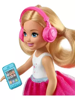 Barbie Chelsea - Viajera - Mattel - 5 Accesorios + Cachorro - comprar online