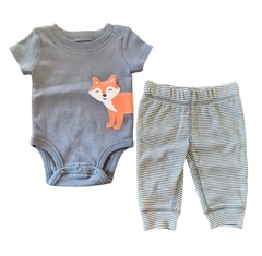 CONJUNTO BEBE BODY Y PANTALON CARTERS TALLE RECIEN NACIDO