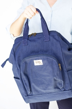 Mochila azul-marinho com bolso pra note - comprar online