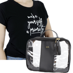 KIT | Maletinha + T-Shirt na internet