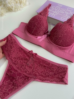 Conjunto Iris | Rosa na internet