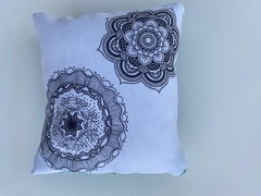 Almohadon mandalas para pintar