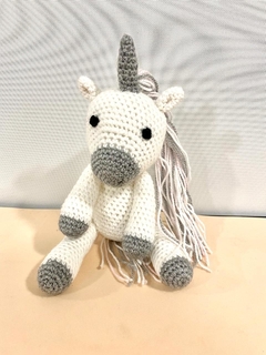 Unicornio crochet - comprar online