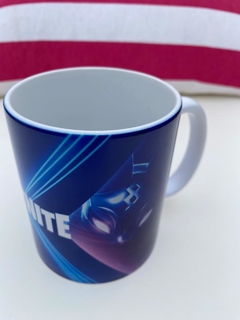 Taza Fornite cónica