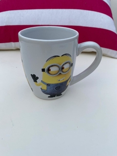 Taza minions