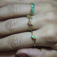 Anel ondas safira e esmeralda ouro 18k - comprar online