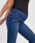 CALCA JEANS GESTANTE SKINNY BASIC AZUL MÉDIO EMMA FIOREZI - Roupas confortáveis para gestante é na Maria Mãe