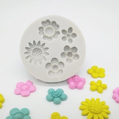 Molde de silicone 5 Florzinhas diversas para Biscuit e confeitaria - comprar online