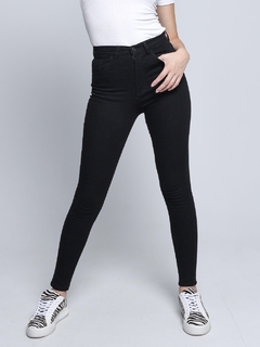 Jeans Black tiro alto elástizado by thalasso - comprar online