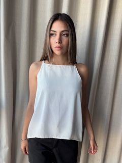 Blusa mora en internet