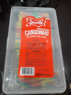 GOMITAS DOCILE FRUTILLA ACIDA STICK COLORIDO 1.35KG