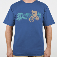 Camiseta Bike Montanhas Azul Petróleo