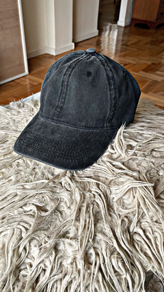 GORRA GREY