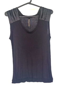 Musculosa mujer 011