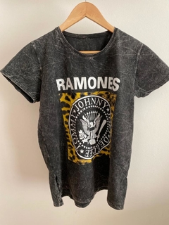 Remera Ramones - comprar online