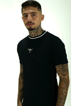 Camiseta Black Gola Retilinea