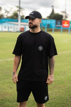 Conjunto Oversized Preto Globo na internet