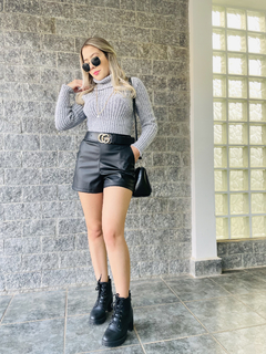 Shorts couro eco - loja online