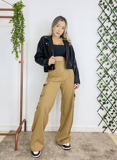 Calça cargo alfaiataria caramelo