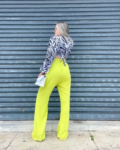 Calça pantalona Becca verde lima - comprar online