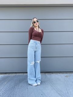 Calça wide leg Nikki na internet