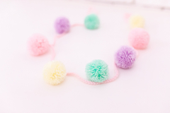 Varal Pompom de Lã Médio - Candy Color - comprar online