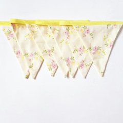 Bandeirinhas de tecido Amarelo flores