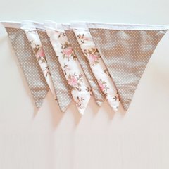 Bandeirinhas de tecido 2x1 Poá Bege Floral