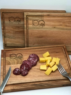 plato de asado o tabla de picada con logo x 3 unidades en internet