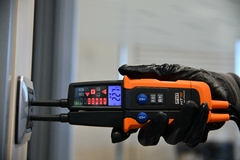 Detector de tensión multifunción IP64 con "LoZ" e indicaciones LED y linterna LED - HT10 - tienda online
