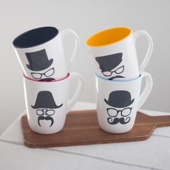 Taza Mostacho