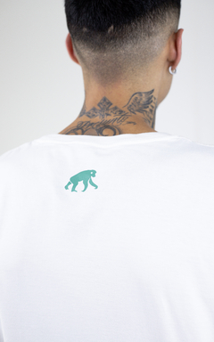 T-SHIRT CHIMP IN THE END - OFFWHITE // - comprar online