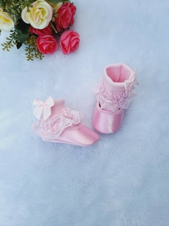 Meia de bebê com renda e laço rosa - comprar online